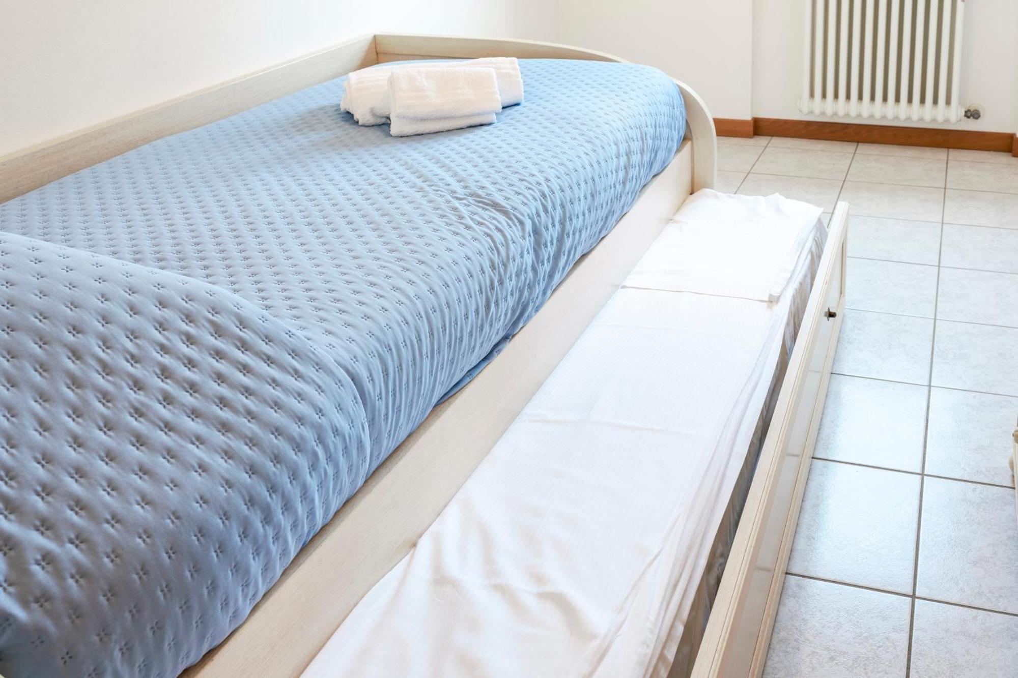 Terrazza Di Garda - Regarda Travel Apartment ภายนอก รูปภาพ